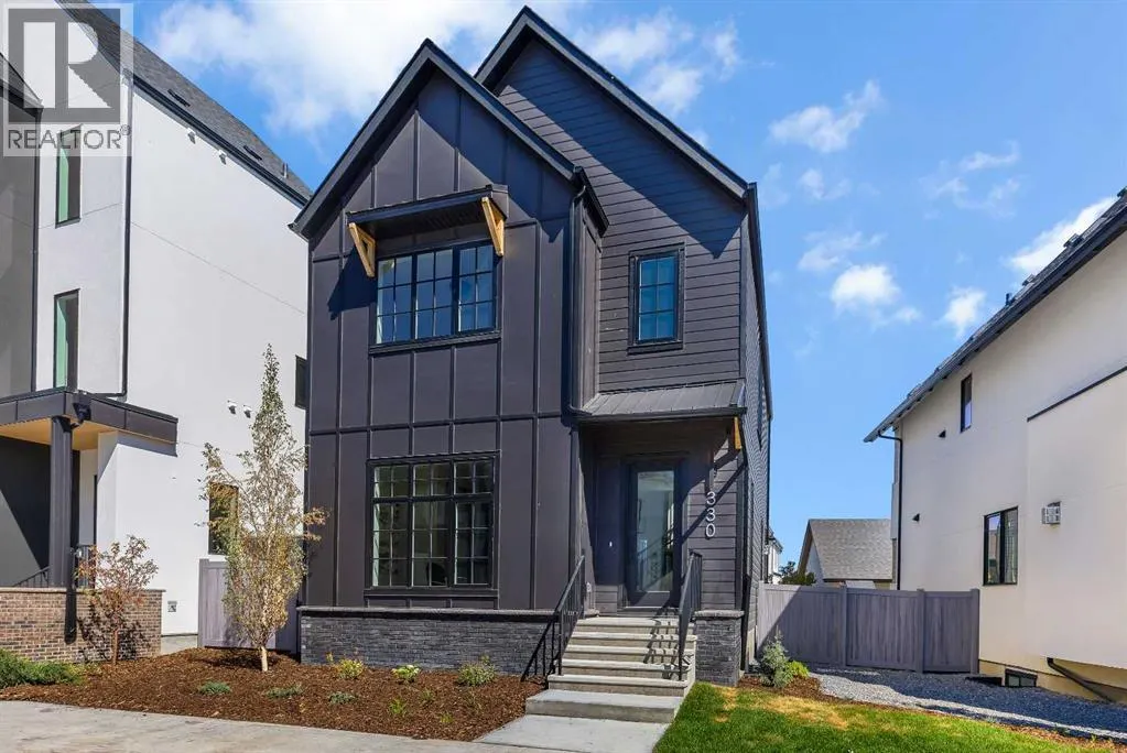 352 Normandy Drive SW
