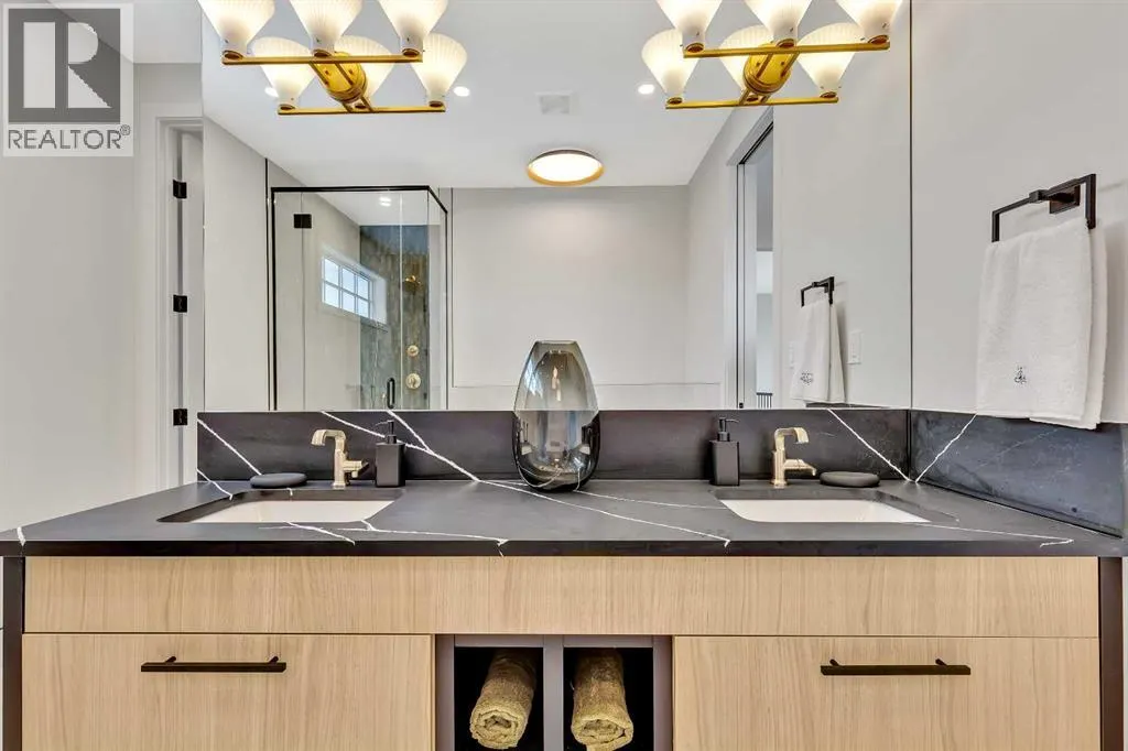 352 Normandy Drive SW