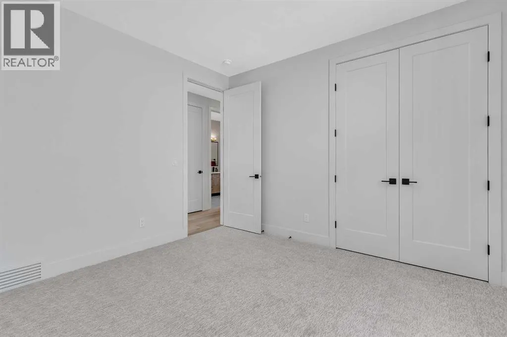 352 Normandy Drive SW
