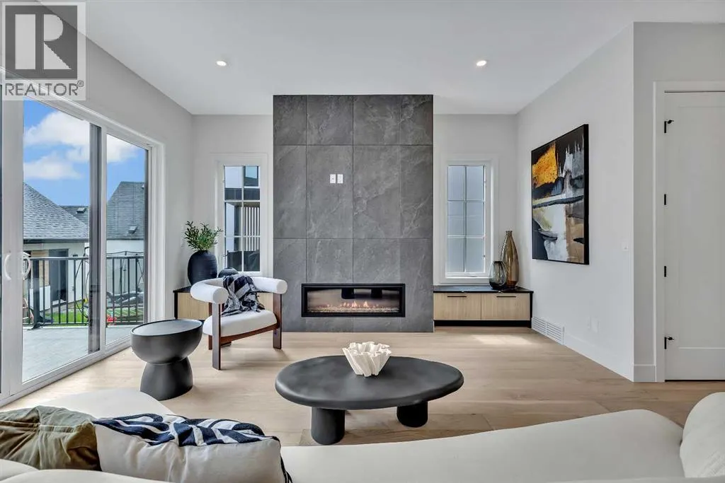 352 Normandy Drive SW