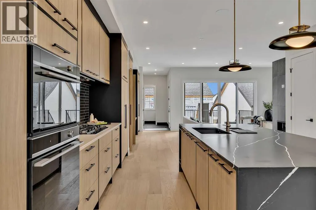 352 Normandy Drive SW