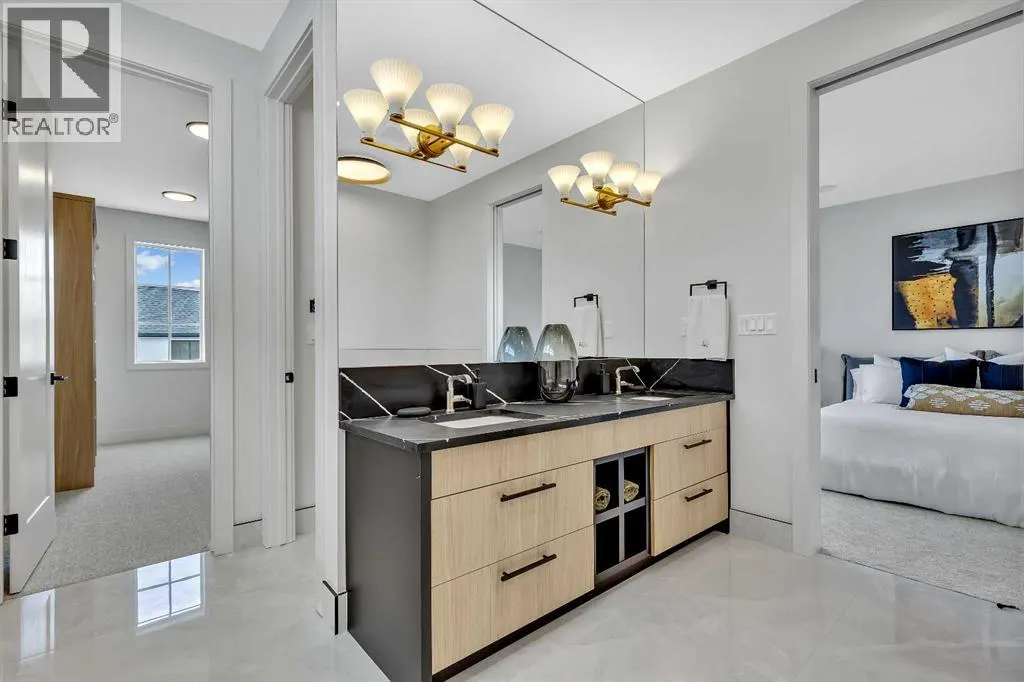 352 Normandy Drive SW
