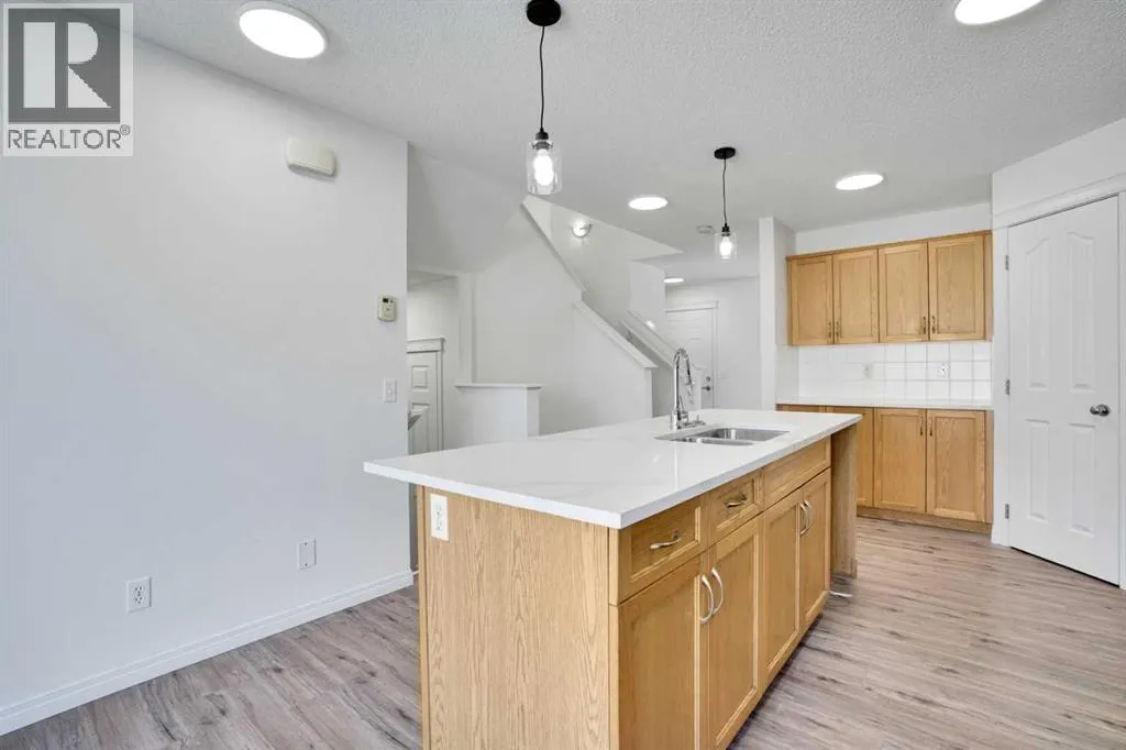 201 Copperstone Terrace SE