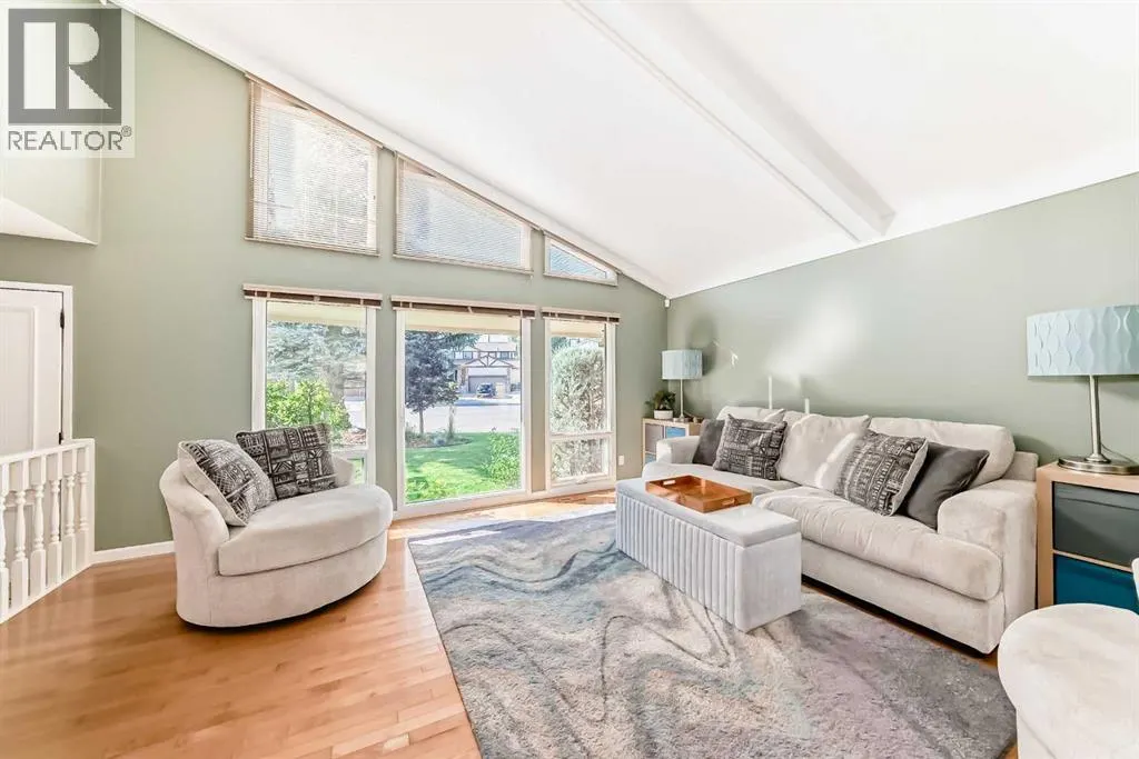28 Woodfield Court SW