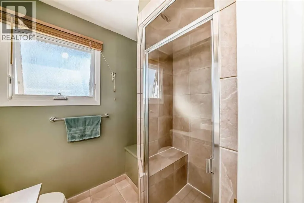 28 Woodfield Court SW