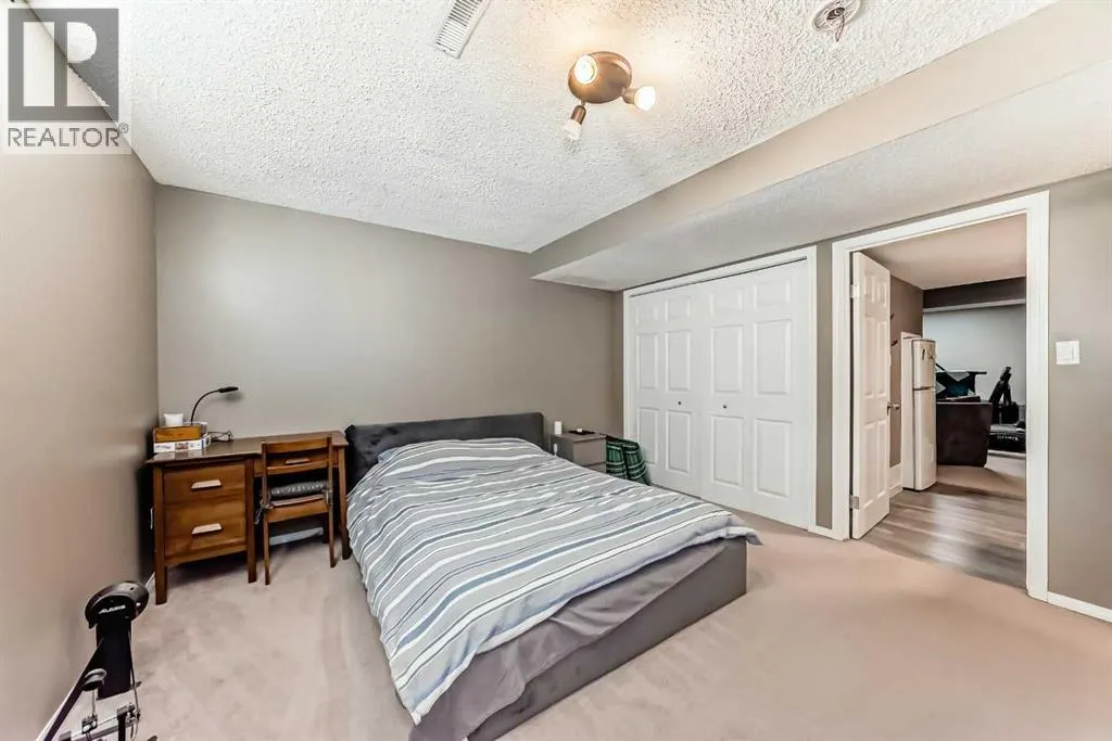 38, 200 Hidden Hills Terrace NW