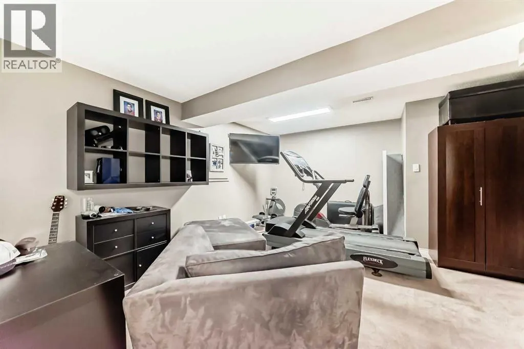38, 200 Hidden Hills Terrace NW