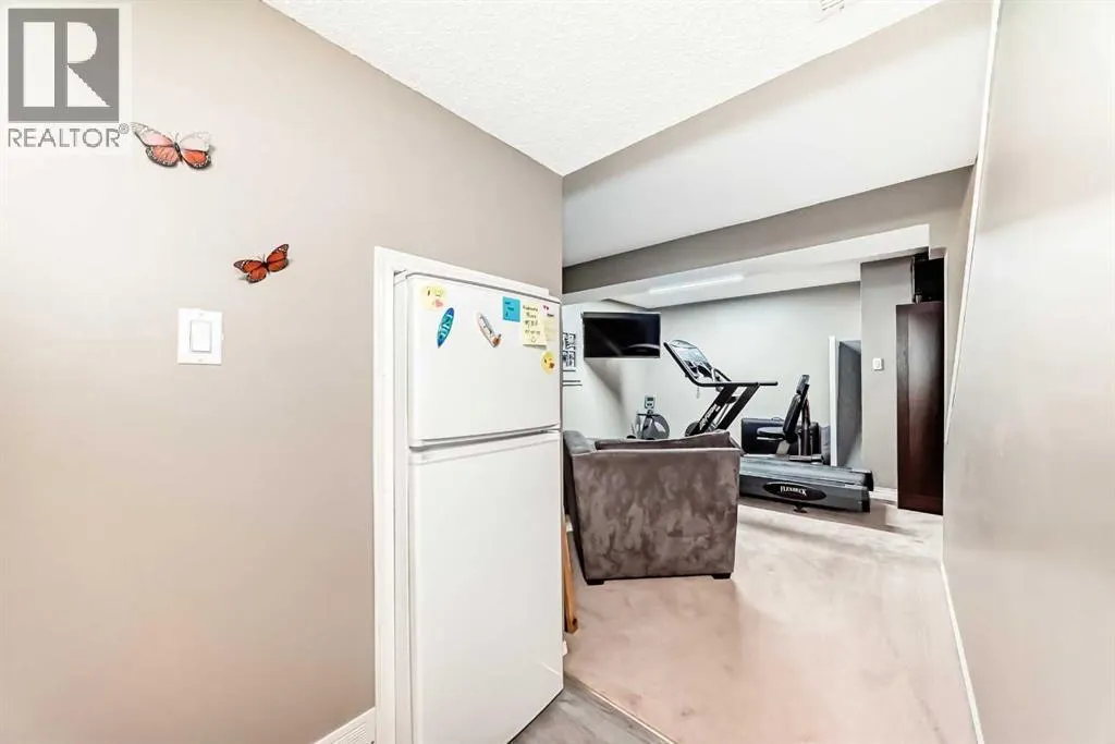38, 200 Hidden Hills Terrace NW