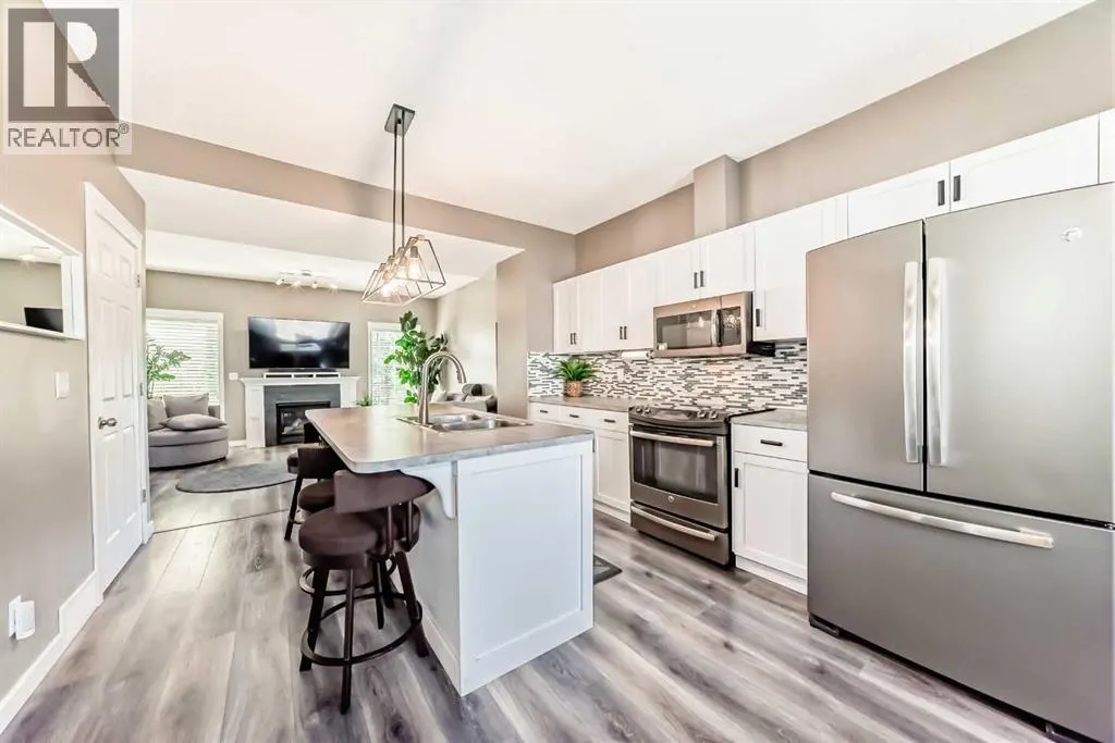 38, 200 Hidden Hills Terrace NW