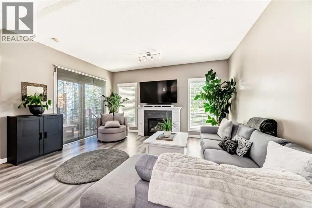 38, 200 Hidden Hills Terrace NW