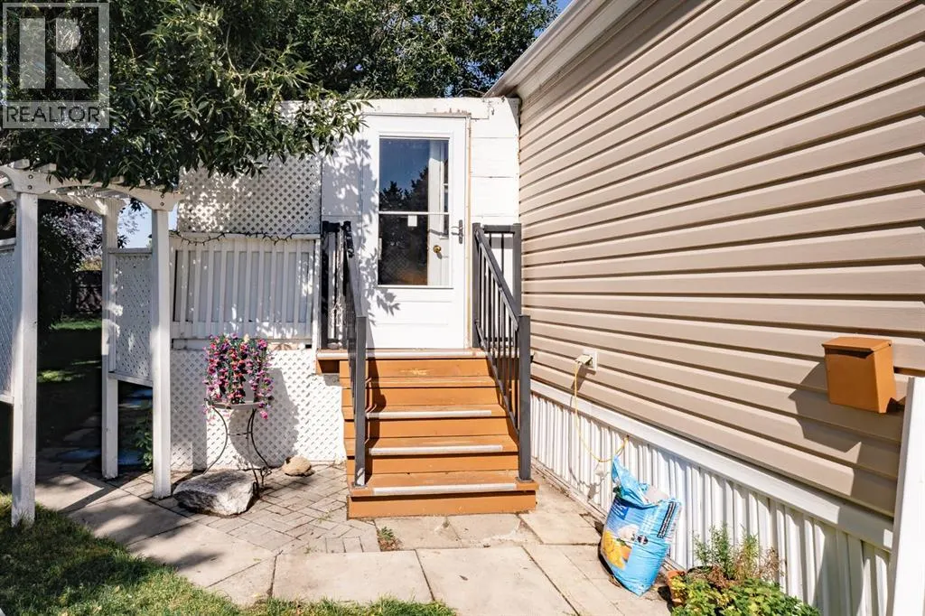 69 Burroughs Place NE