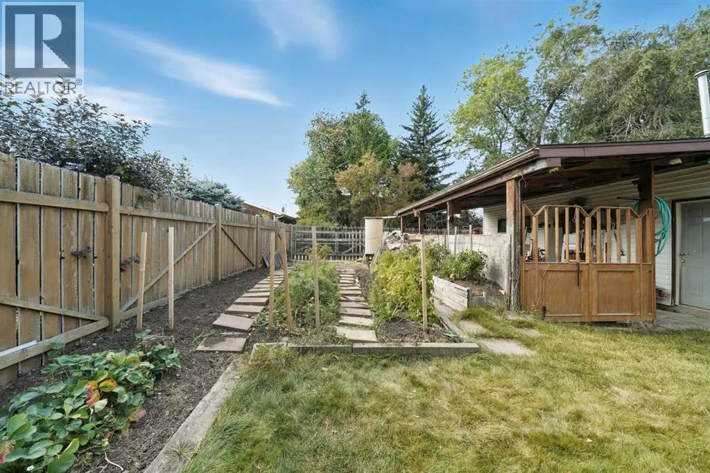 23 McKinnon Crescent