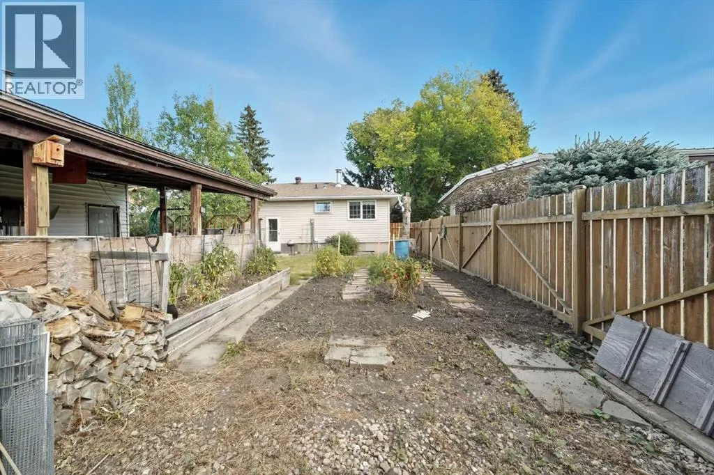23 McKinnon Crescent
