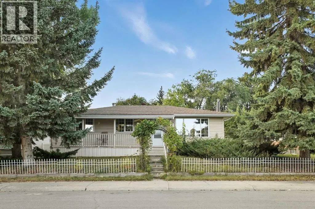 23 McKinnon Crescent