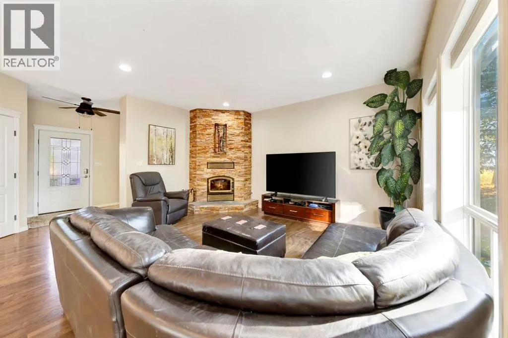 10077 TWP RD 520