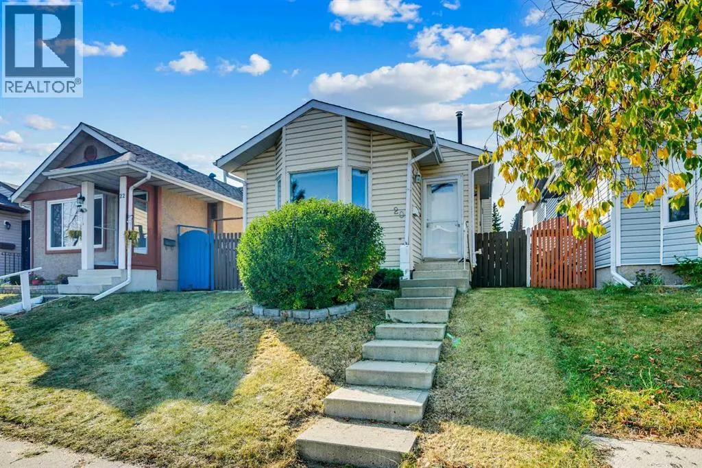 20 Tararidge Close NE