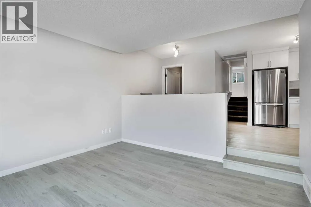 20 Tararidge Close NE