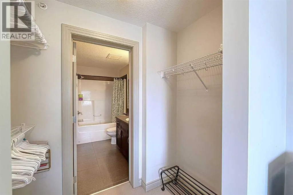 403, 70 Royal Oak Plaza NW