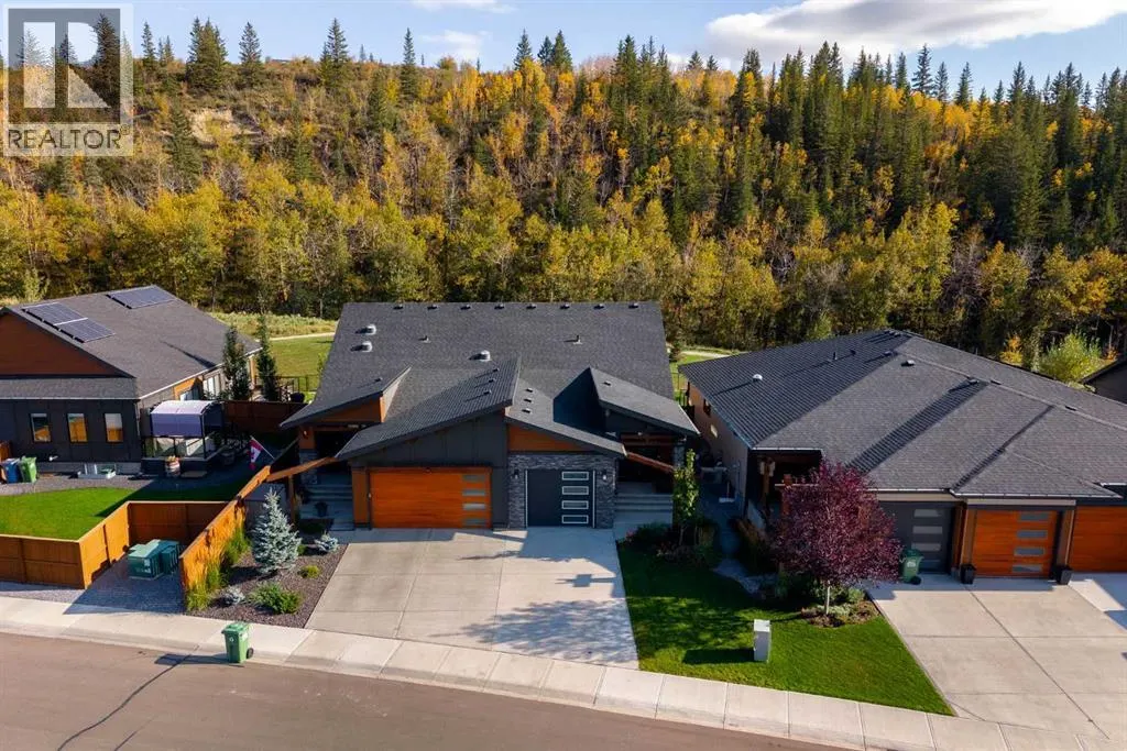 84 Riviera Court