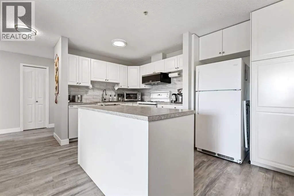 308, 6000 Somervale Court SW