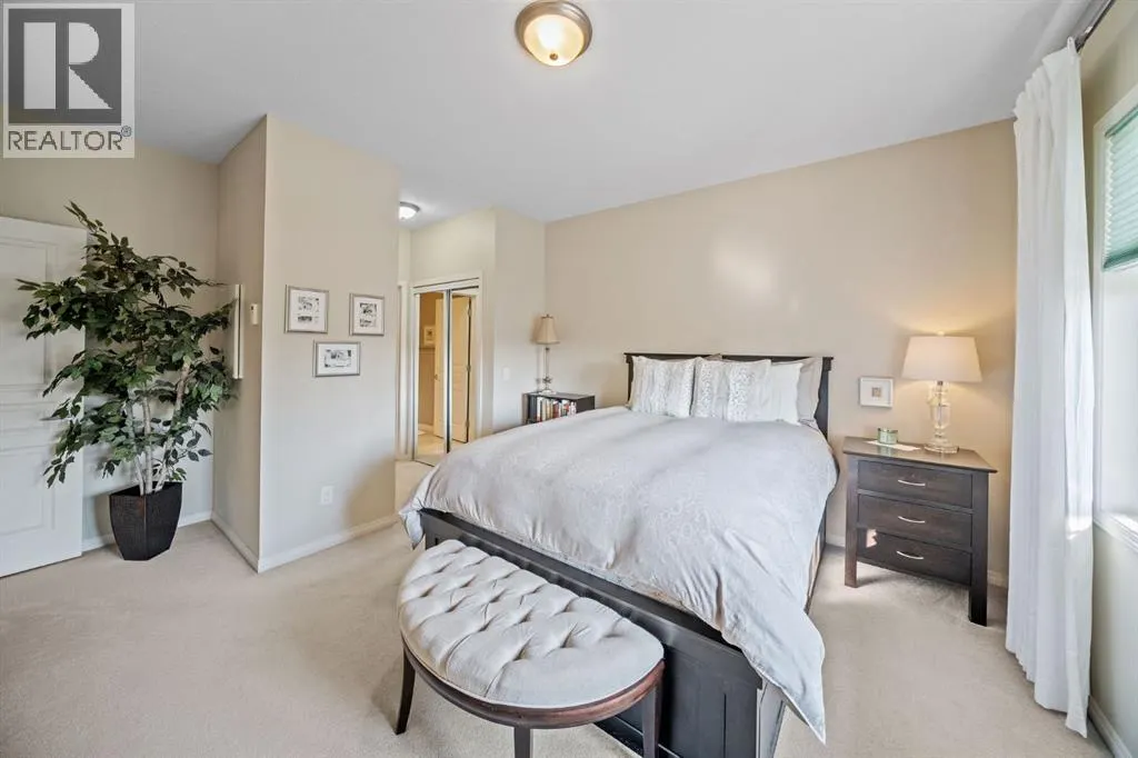 #, 3213 Lake Fraser Court SE