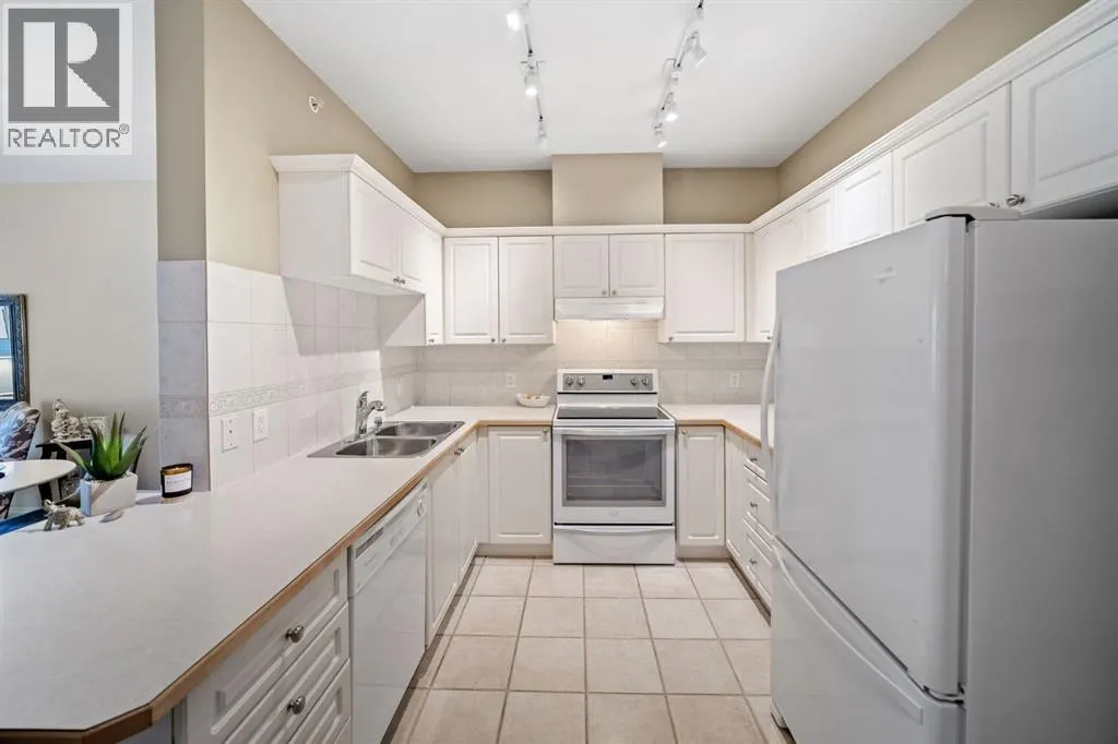 #, 3213 Lake Fraser Court SE