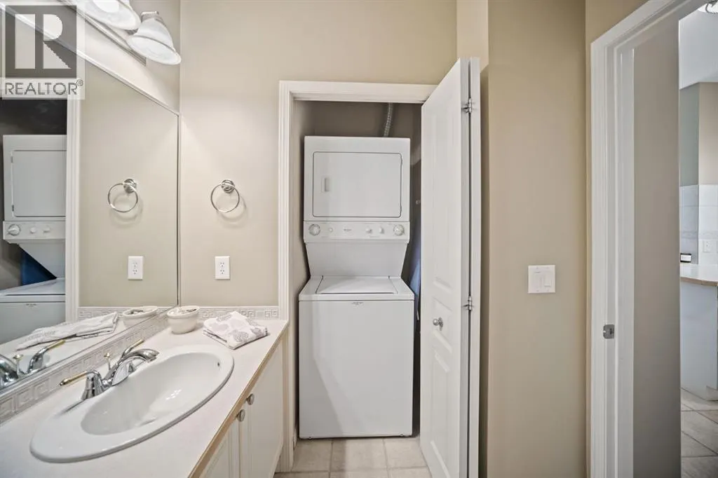 #, 3213 Lake Fraser Court SE