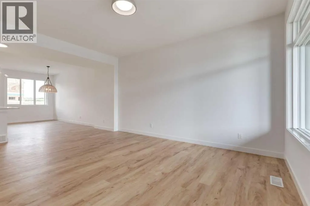 265 Cobblestone Gate