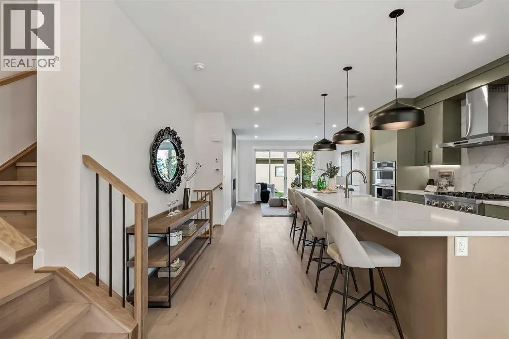 2015 34 Street SW