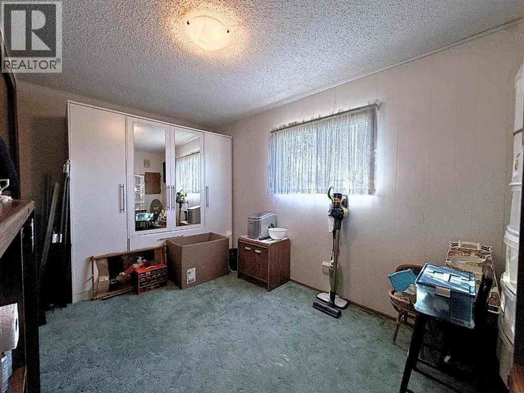 39, 2460 Southview Drive SE
