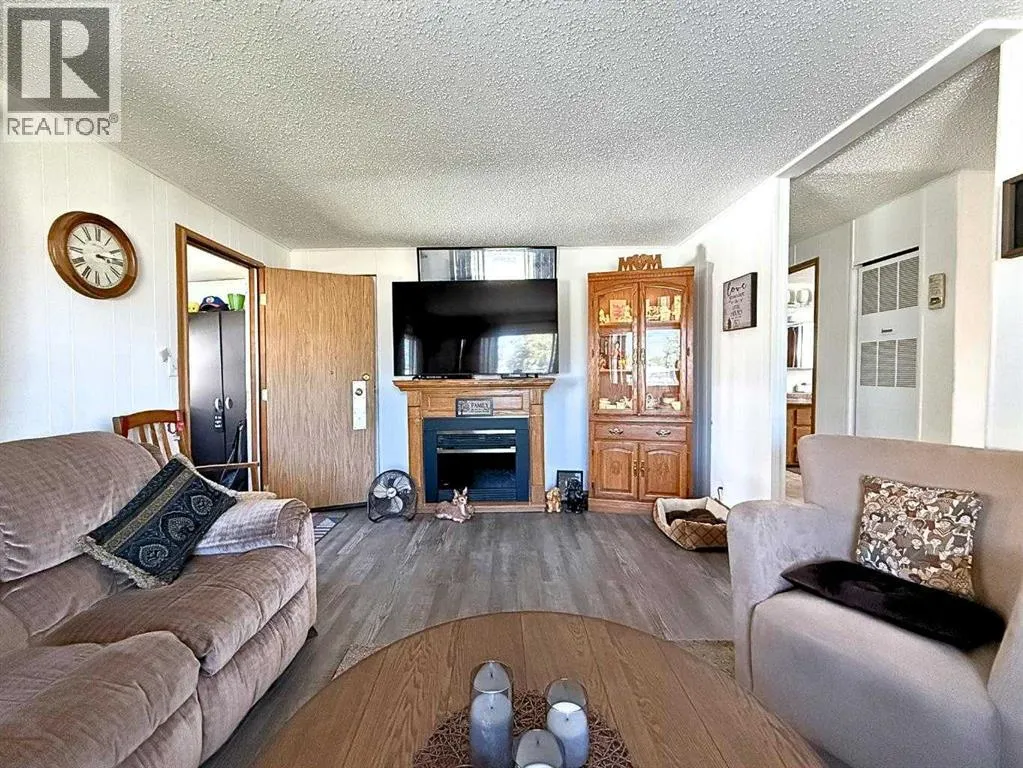 39, 2460 Southview Drive SE