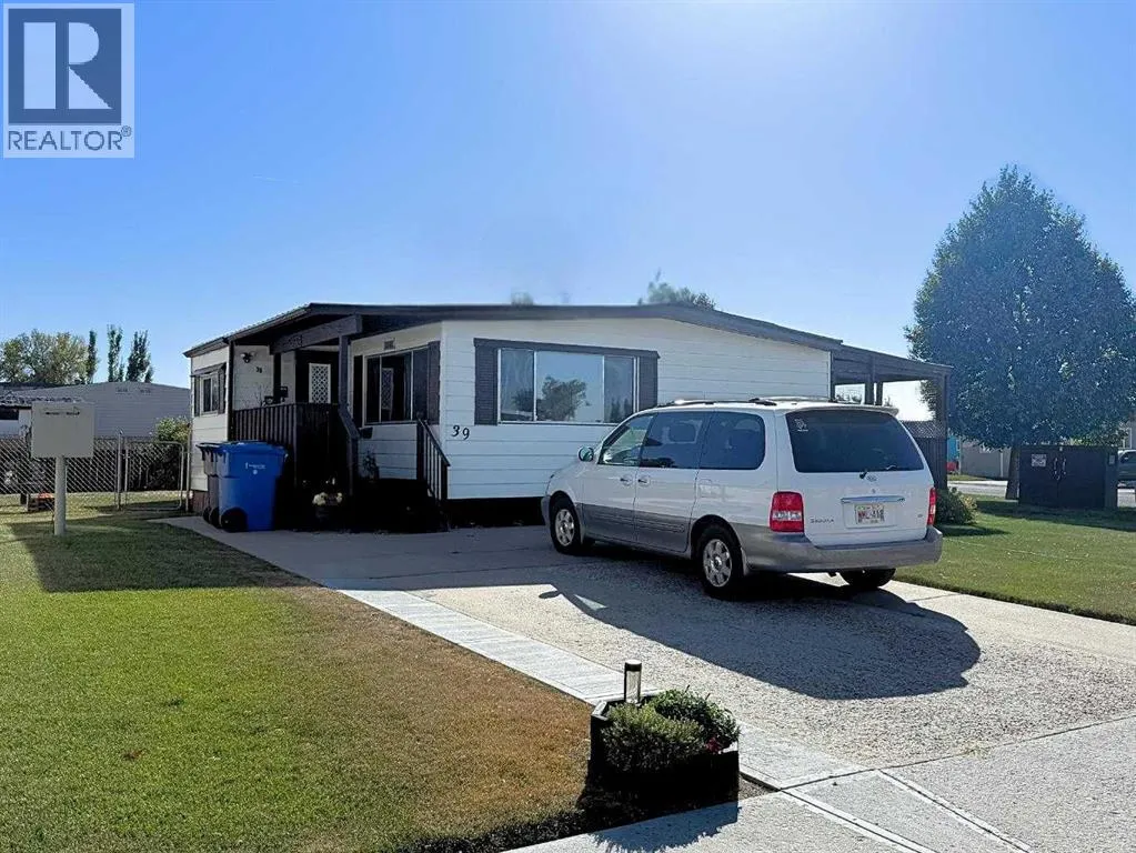 39, 2460 Southview Drive SE