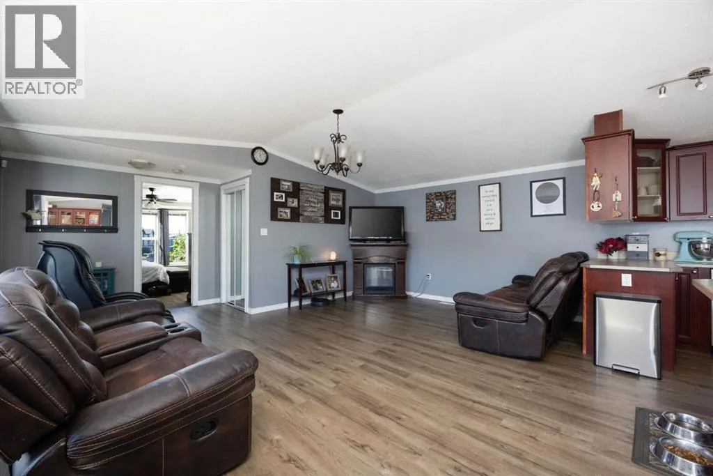 136 Sumac Crescent