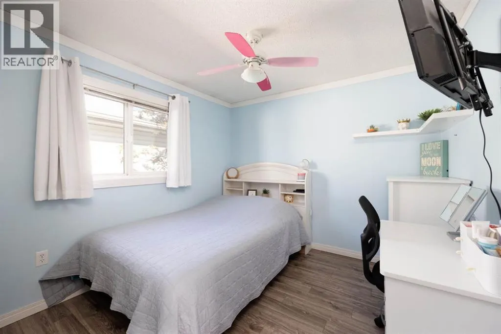 136 Sumac Crescent