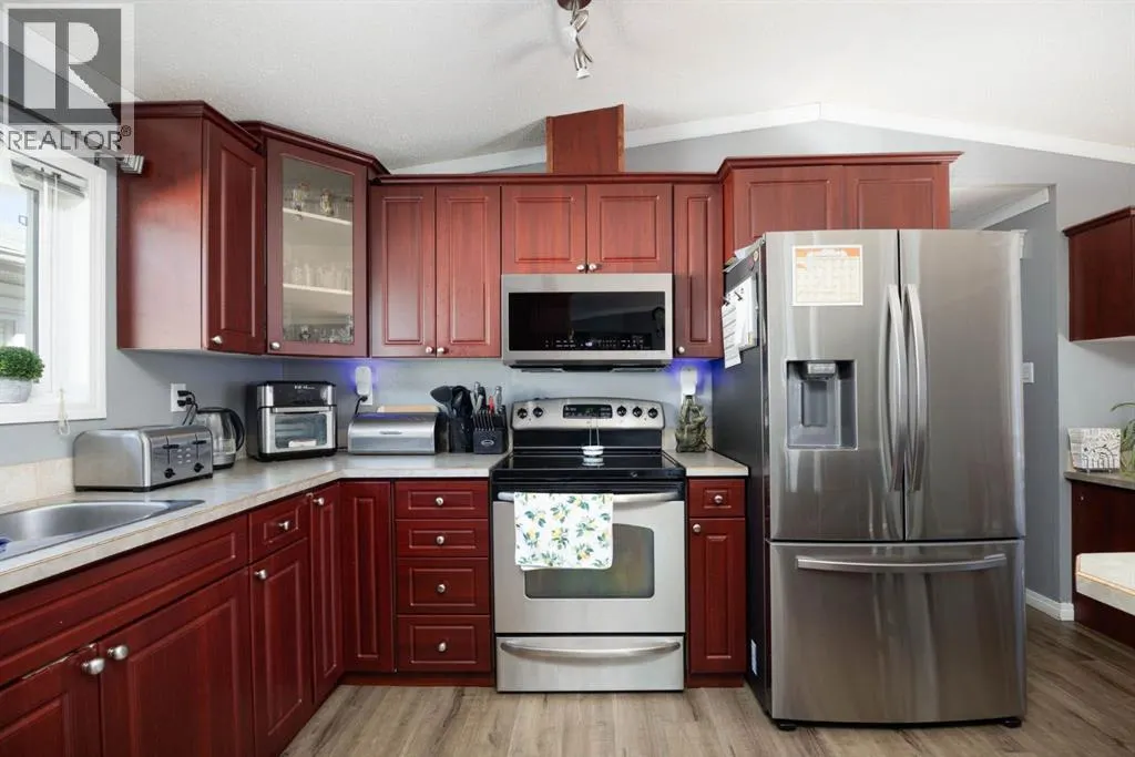 136 Sumac Crescent