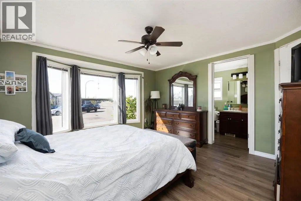 136 Sumac Crescent
