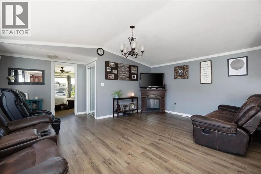 136 Sumac Crescent