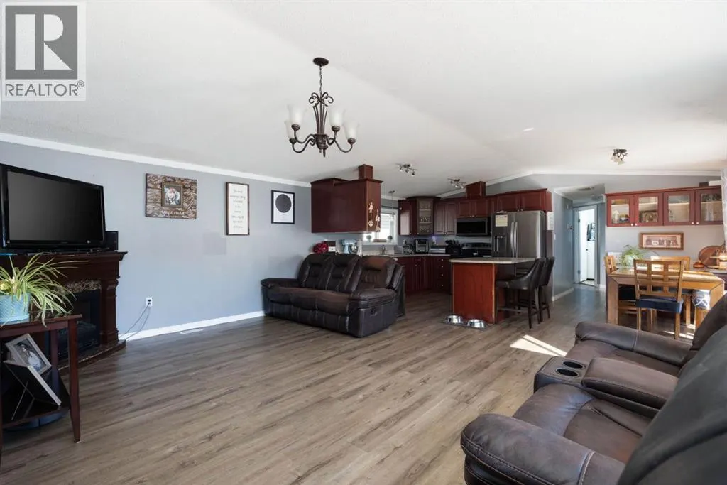 136 Sumac Crescent