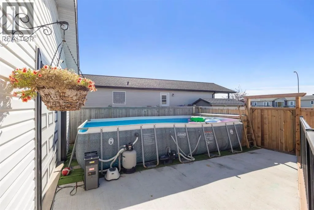 136 Sumac Crescent