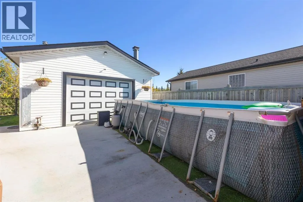 136 Sumac Crescent