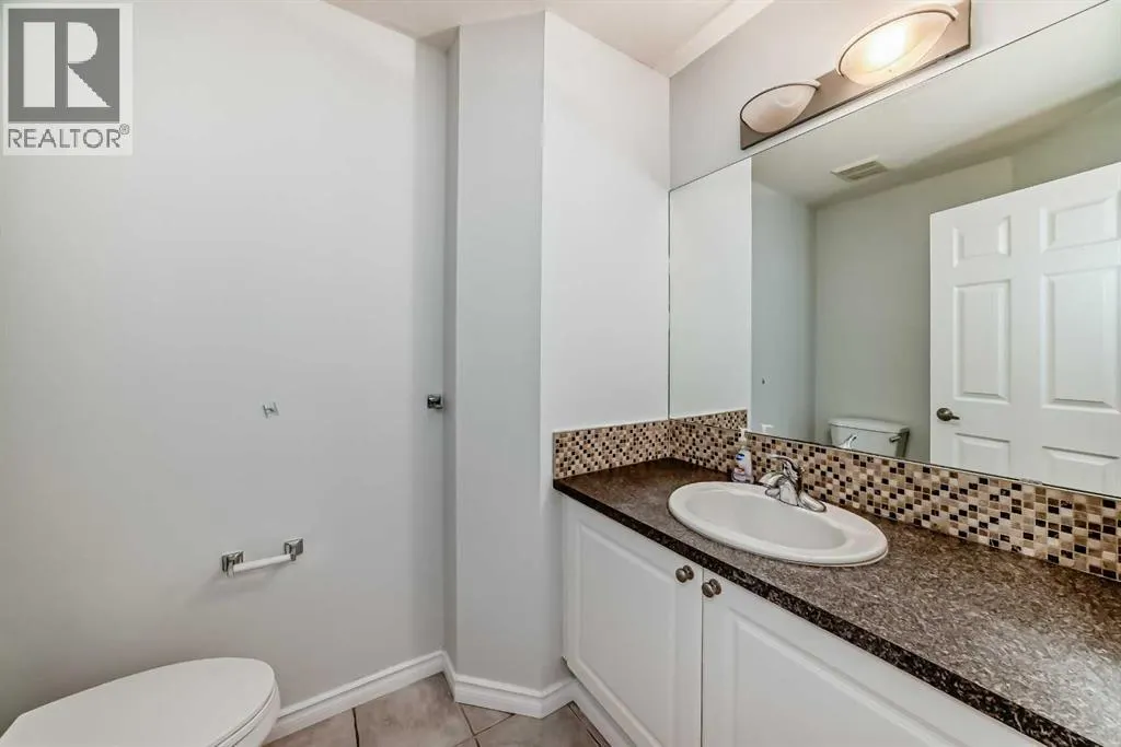 92 simcoe Place SW