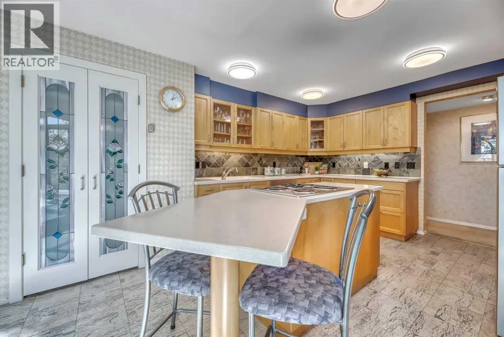 610, 300 Meredith Road NE
