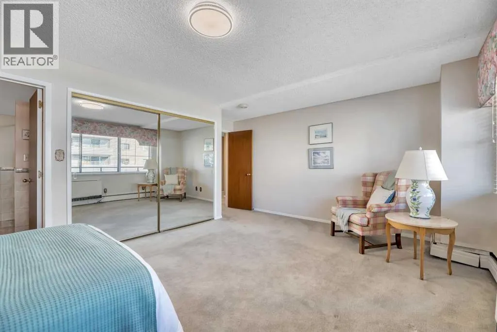 610, 300 Meredith Road NE