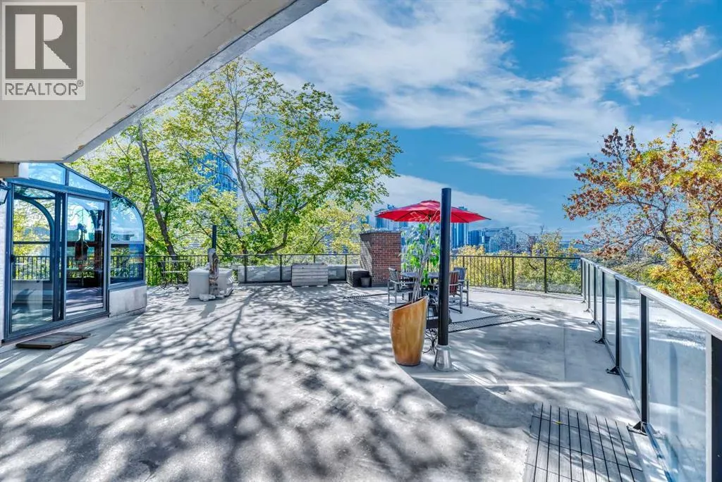 610, 300 Meredith Road NE