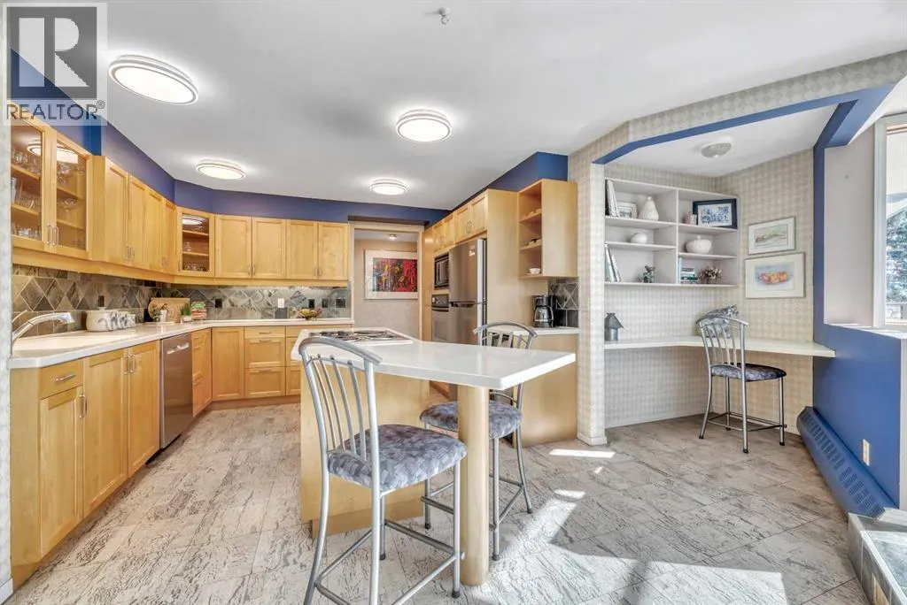 610, 300 Meredith Road NE