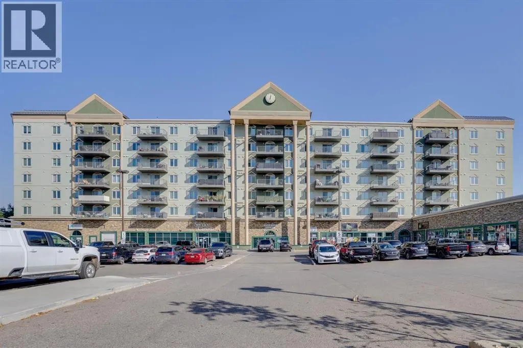 206, 8535 Clearwater Drive