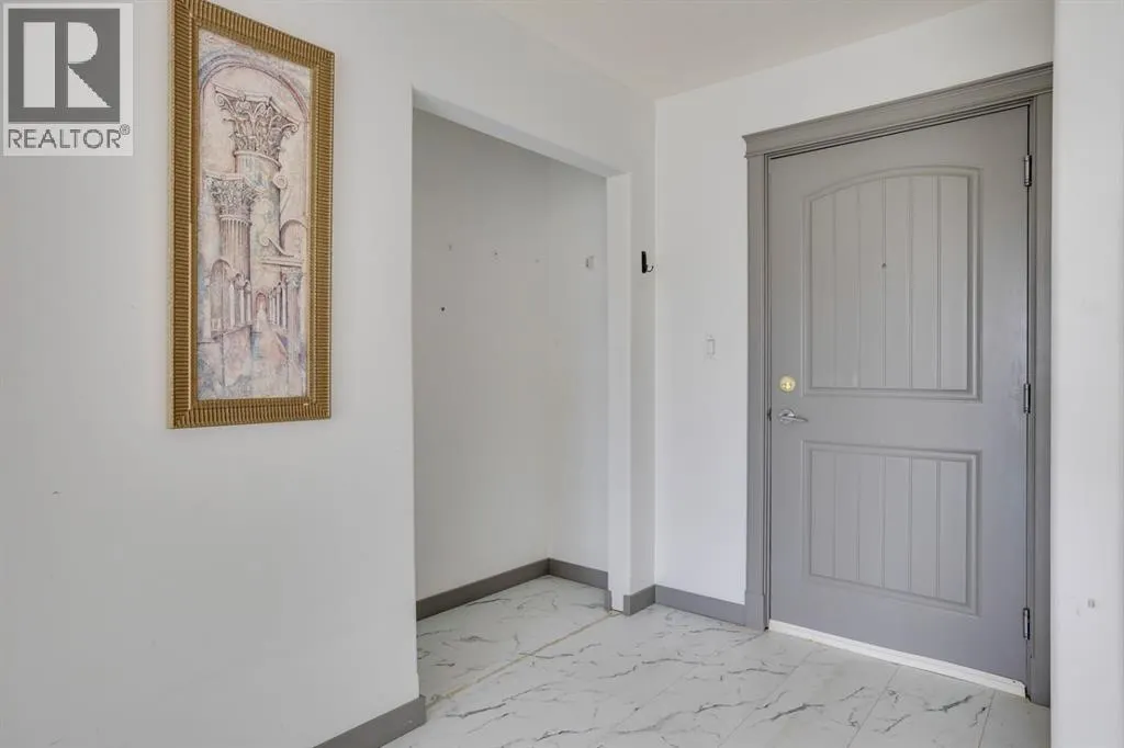 206, 8535 Clearwater Drive