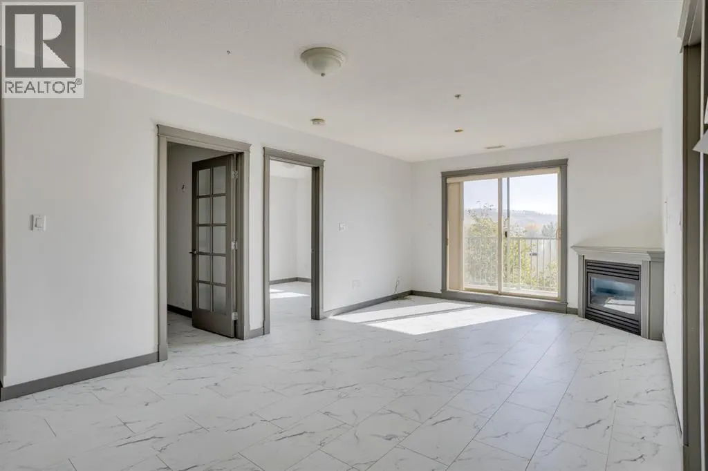 206, 8535 Clearwater Drive
