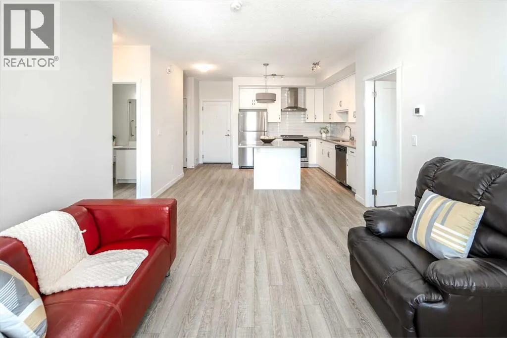 408, 30 Shawnee Common SW
