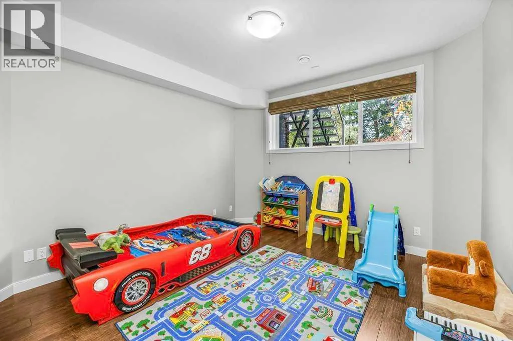 34 Overand Place